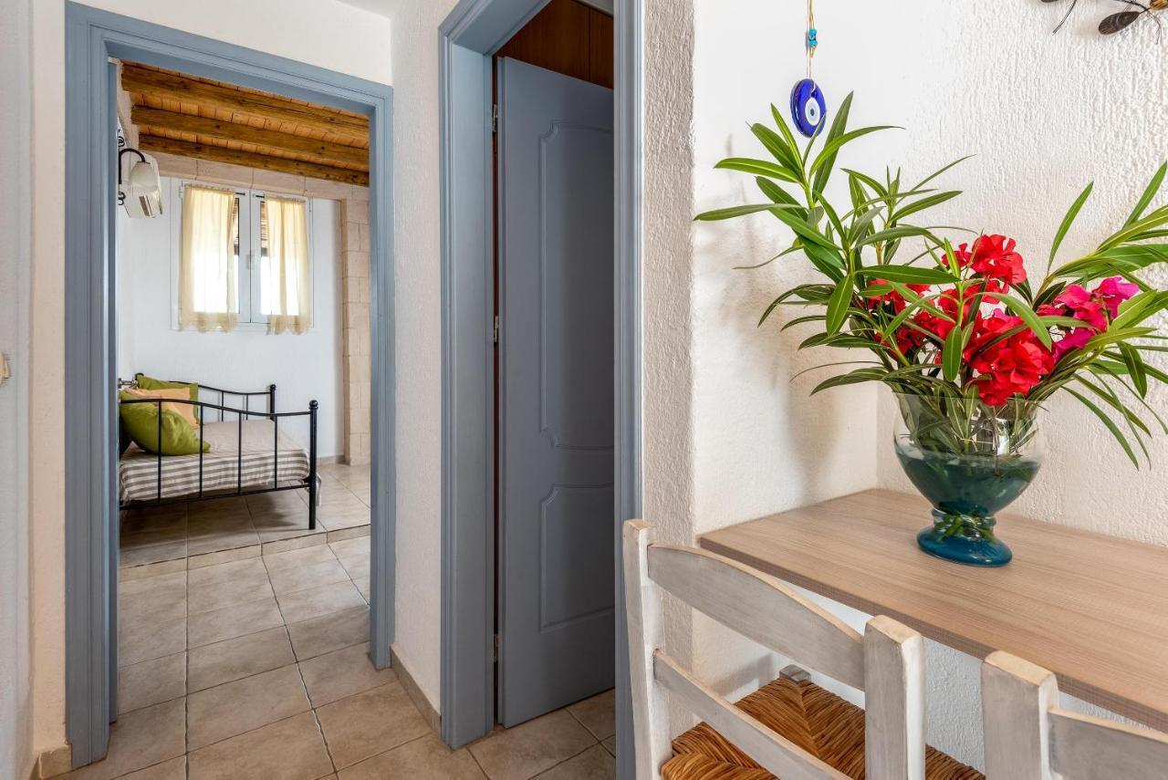 Agnanti Apartment *